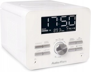 Radiobudzik radio sieciowe FM/AUX/CD, 2 czasy budzenia TERRIS CDR264 WH (Outlet)