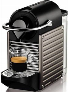 Ekspres do kawy na kapsułki Nespresso Krups XN304 (Outlet)