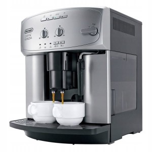 Ekspres Ciśnieniowy do kawy ze spieniaczem DeLonghi ESAM2200.S (Outlet)