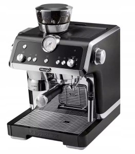 Kolbowy ekspres do kawy z młynkiem LaSpecialista Delonghi EC9335.BK (Outlet)