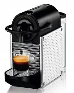 Ekspres do kawy na kapsułki Nespresso DeLonghi EN125.M (Outlet)
