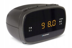Radiobudzik radio sieciowe FM zegar 2 czasy budzenia BLAUPUNKT CLR80 DG 
