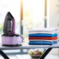 Żelazko z generatorem pary Stacja parowa Braun CareStyle Compact IS2144BK